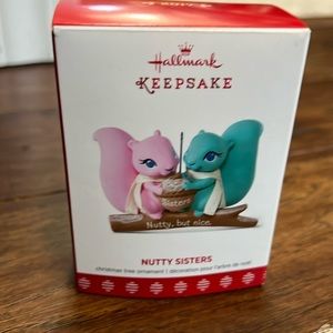 Hallmark Nutty Sisters 2017 Ornament